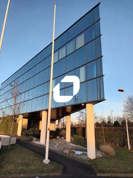 Rue De Beaumont, Noyelles-Godault for lease - Building Photo - Image 2 of 5