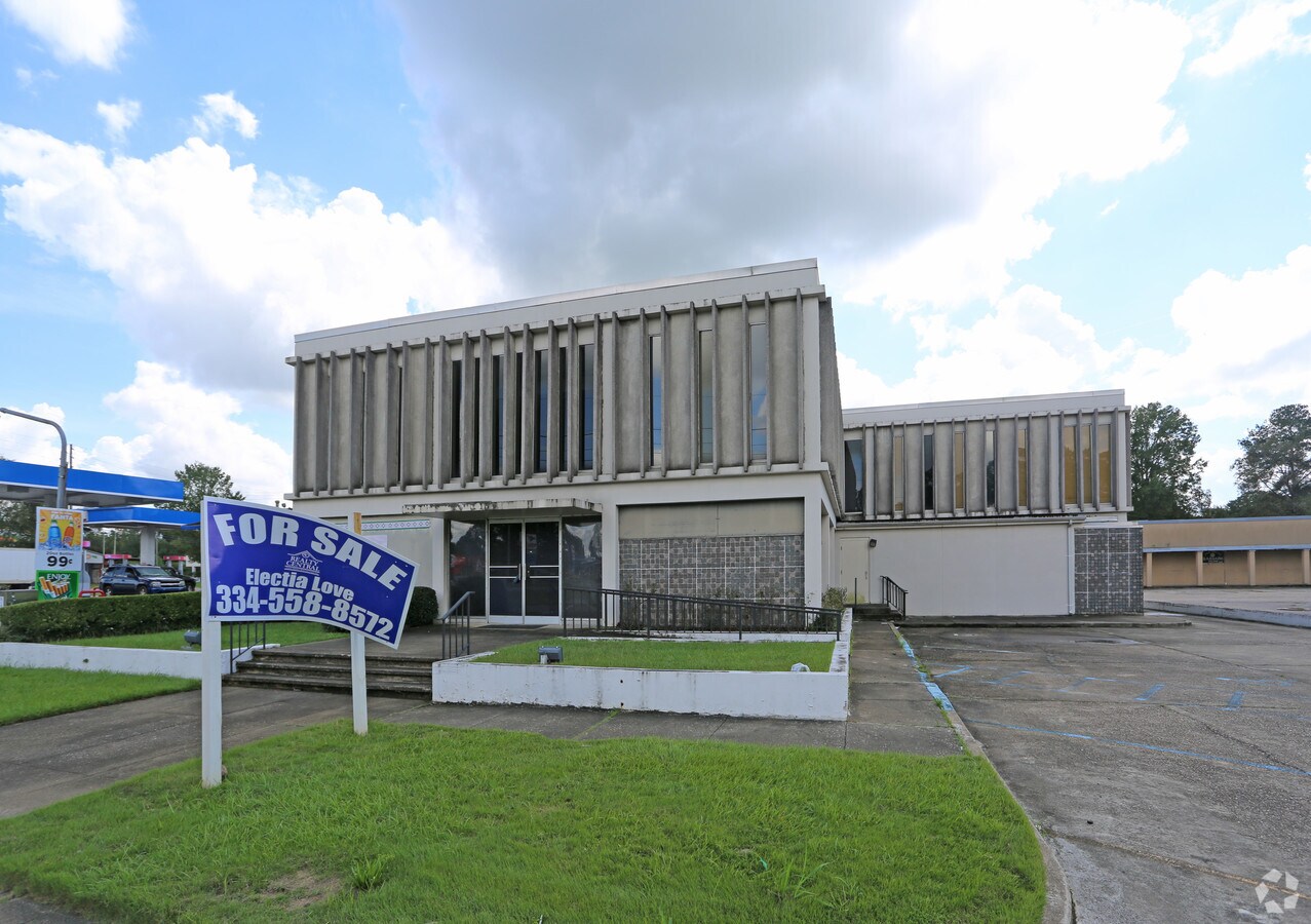 15 W South Blvd, Montgomery, AL 36105