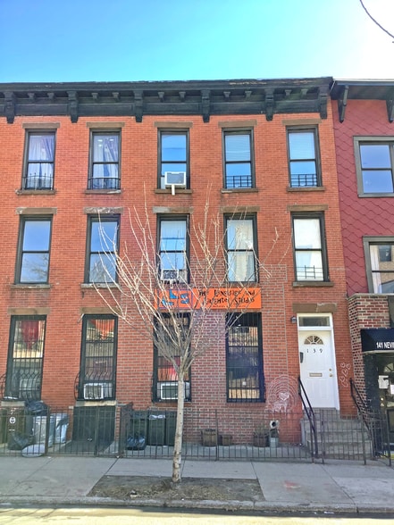 139 Nevins St, Brooklyn, NY for lease - Building Photo - Image 2 of 4