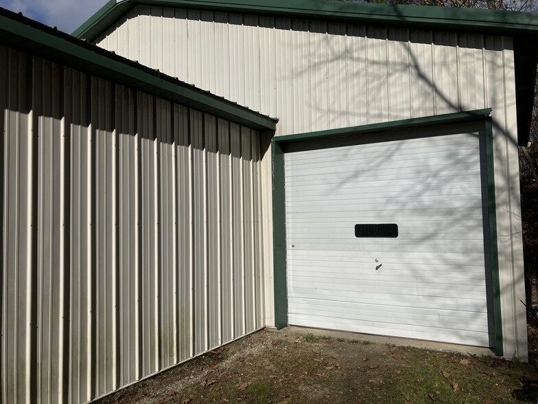 828 Whittier Hwy, Moultonborough, NH for lease - Building Photo - Image 3 of 15