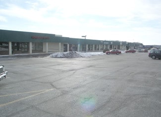 More details for 720-756 Broadway St, Berlin, WI - Retail for Sale
