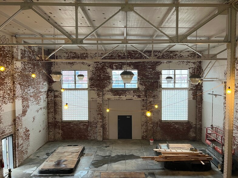 536 Wabash, Indianapolis, IN for lease - Interior Photo - Image 2 of 4