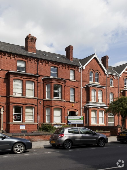 15 Thorne Rd, Doncaster for sale - Primary Photo - Image 1 of 1