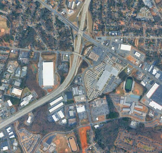 1324 Ashley rd, Charlotte, NC for lease - Building Photo - Image 2 of 3