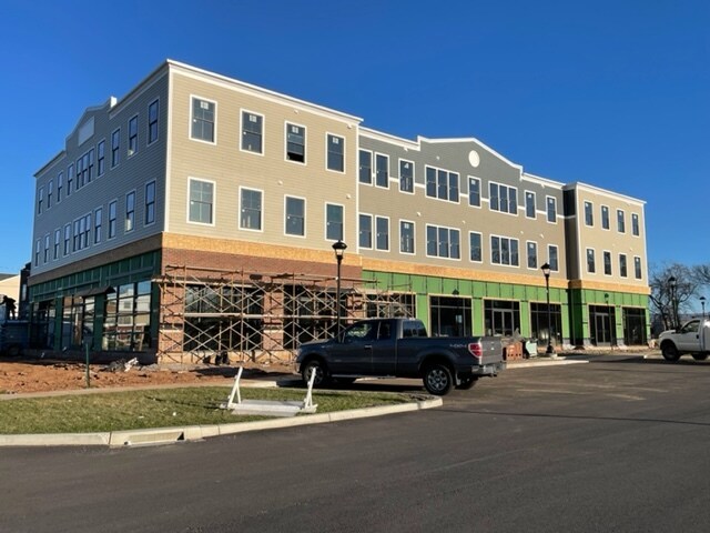 9 Steele Blvd, Berlin, CT for sale Building Photo- Image 1 of 1