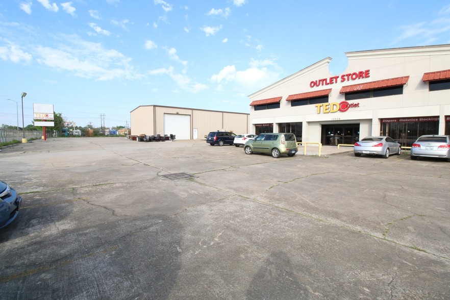 13529 S Post Oak Rd, Houston, TX for sale - Building Photo - Image 1 of 1