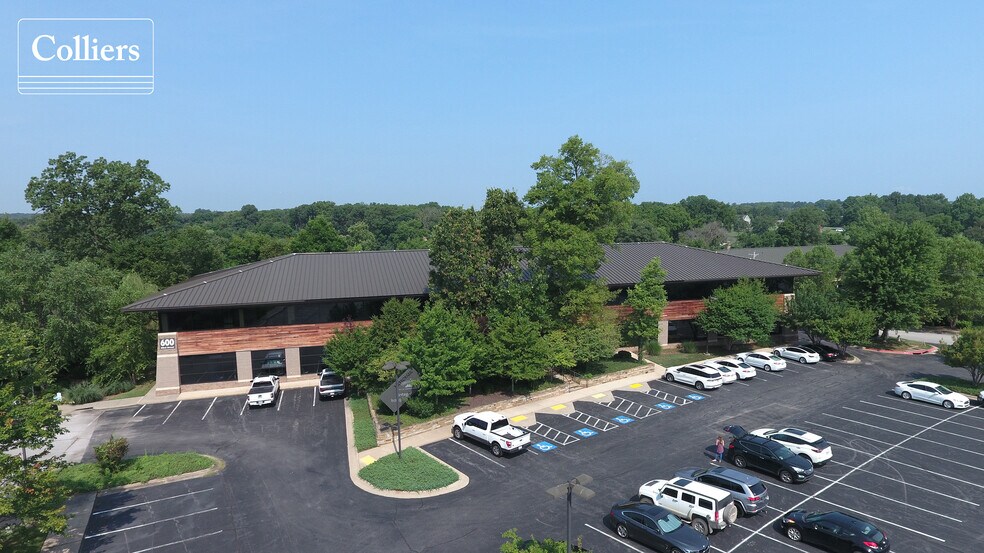 600 S 52nd St, Rogers, AR for lease - Building Photo - Image 3 of 5