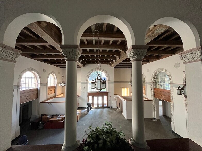 74 Concord St, Framingham, MA 01702 Office for Sale