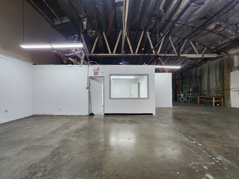 620 S Clarence St, Los Angeles, CA for lease - Interior Photo - Image 3 of 15