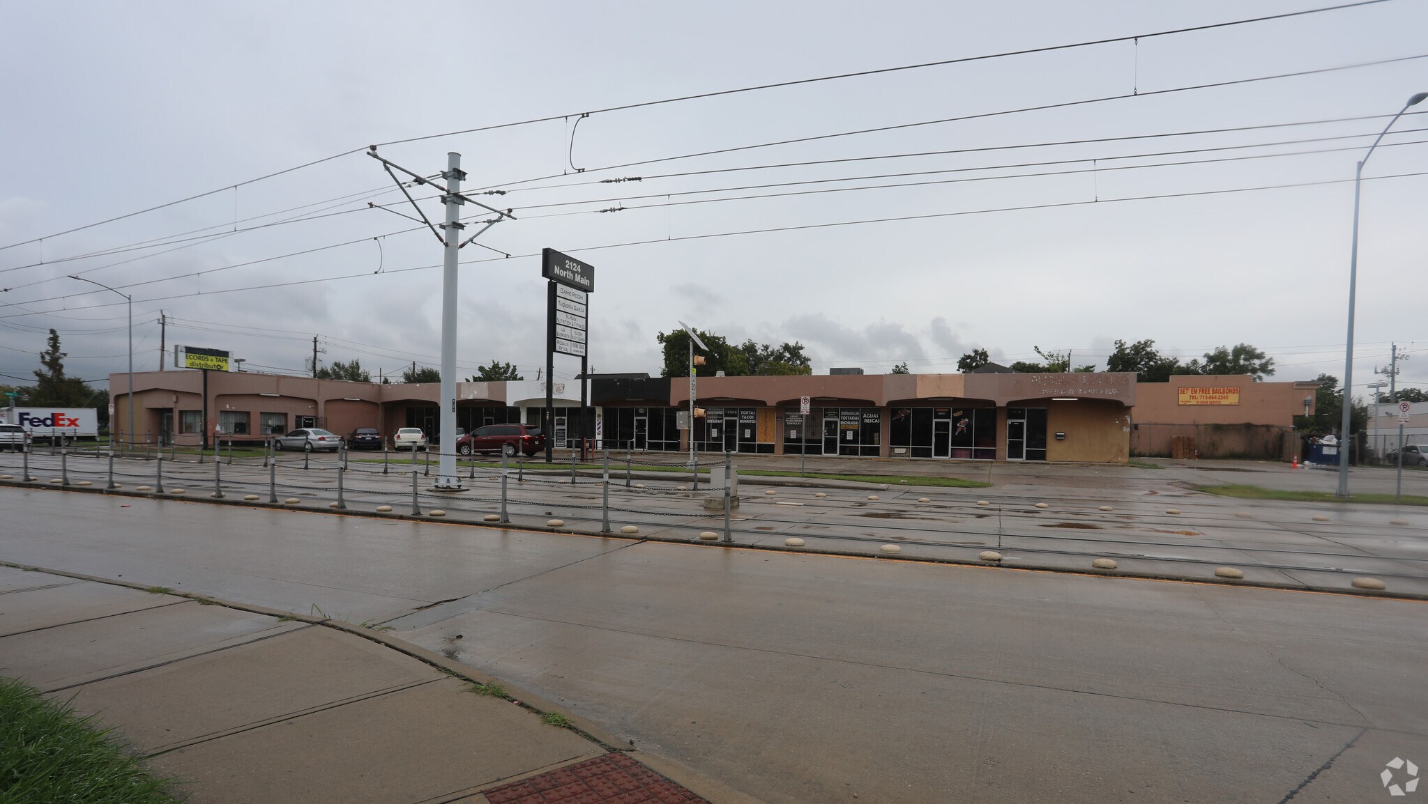 2124 N Main St, Houston, TX for sale Primary Photo- Image 1 of 1