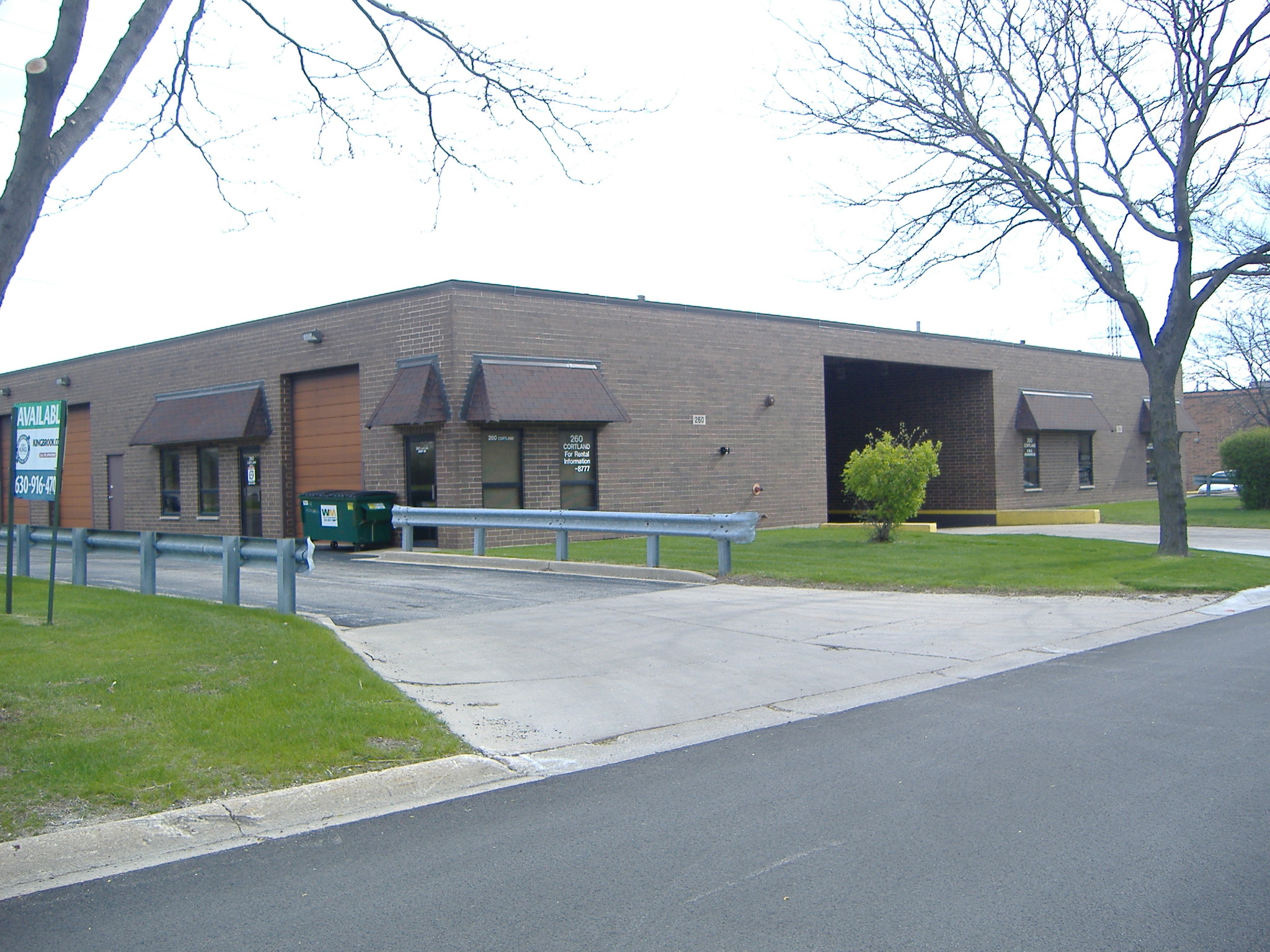 260 Cortland Ave, Lombard, IL for lease Primary Photo- Image 1 of 10