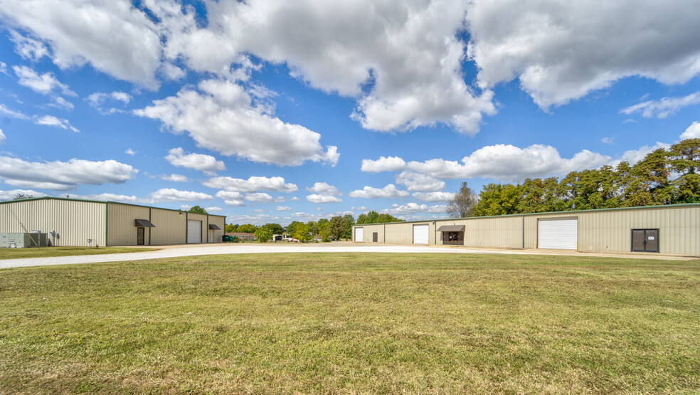 2594 E Heritage Pkwy, Farmington, AR for lease - Building Photo - Image 2 of 19