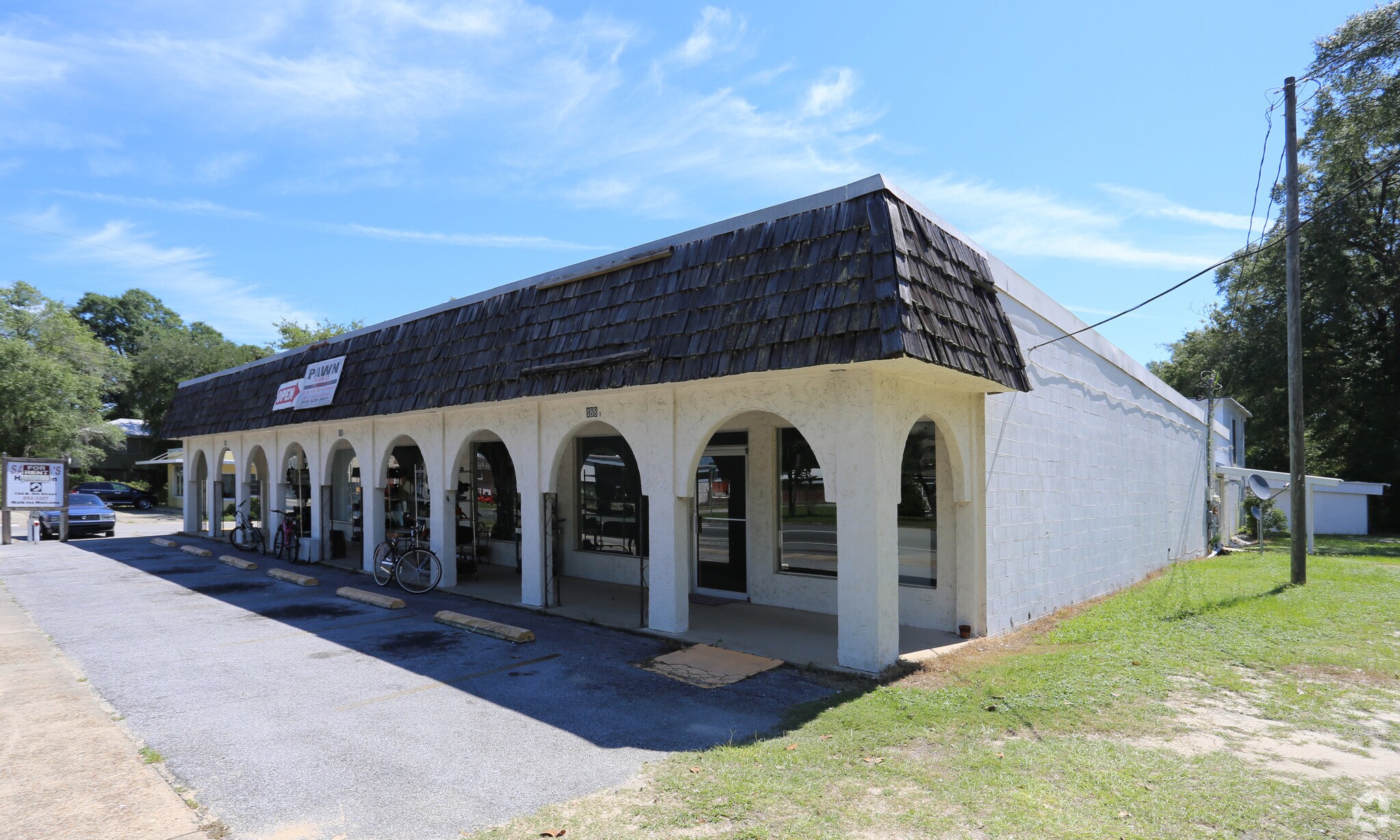 194 N 9th St, Defuniak Springs, FL for sale Primary Photo- Image 1 of 1