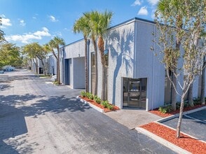 2201 Nw 30th Pl, Pompano Beach, FL for lease Building Photo- Image 2 of 5