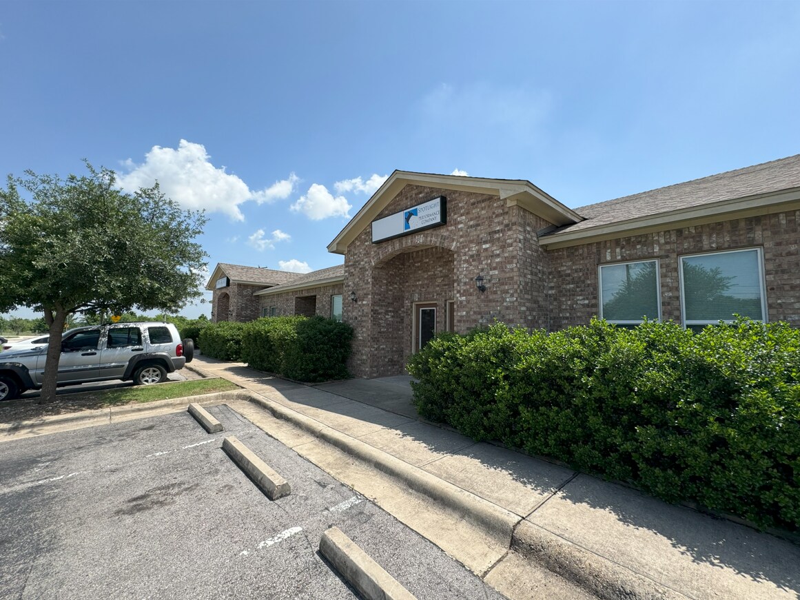 1010 Old Austin Hutto Rd, Pflugerville, TX for sale Primary Photo- Image 1 of 1
