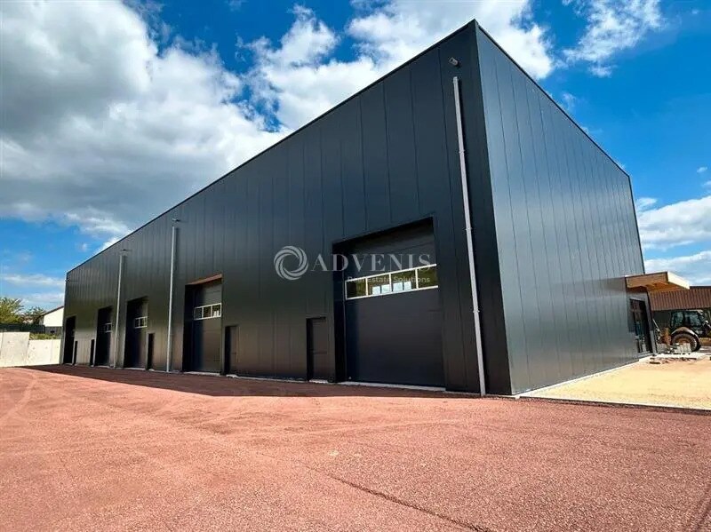 Flex in Seichamps for lease Building Photo- Image 1 of 6