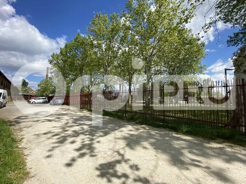 Flex in Montech for sale - Building Photo - Image 3 of 8