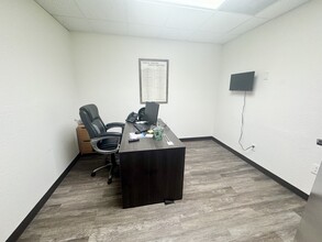 7525 E Broadway Rd, Mesa, AZ for lease Interior Photo- Image 2 of 8