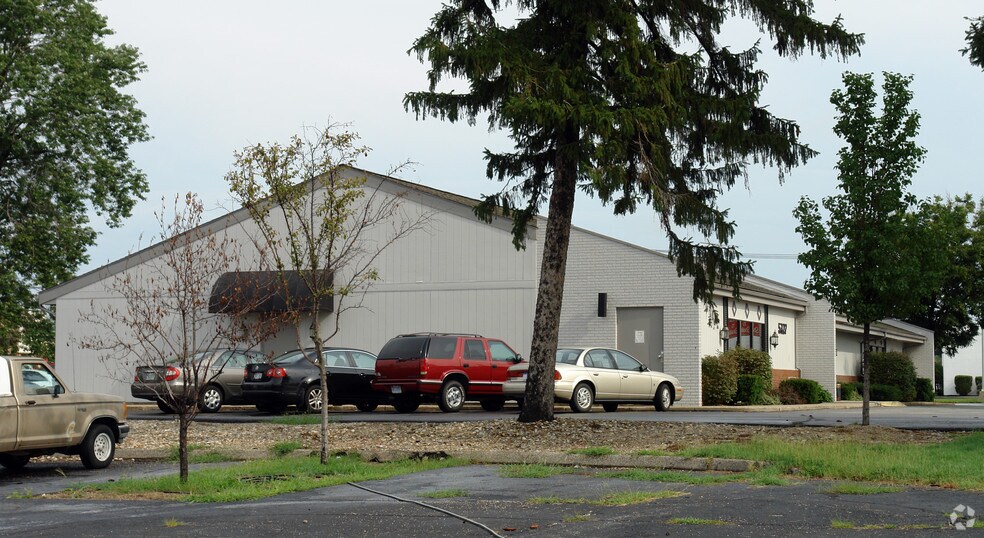 5327 Grape Rd, Mishawaka, IN 46545