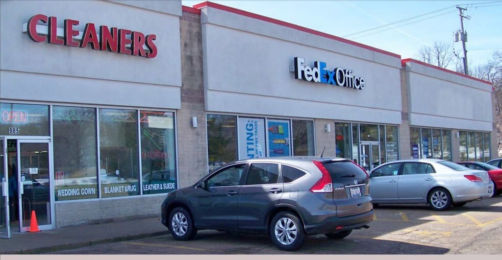 965-995 N Randall Rd, Elgin, IL for sale - Building Photo - Image 1 of 1