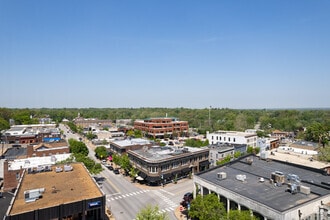 101-113 W Lockwood Ave, Webster Groves, MO - AERIAL  map view