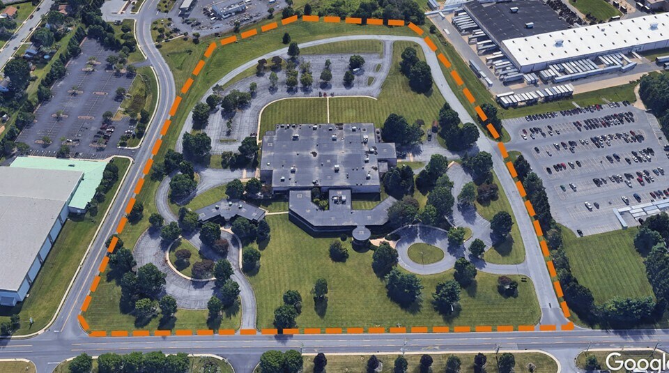 1811 Rohrerstown Rd, Lancaster, PA for sale - Building Photo - Image 1 of 1