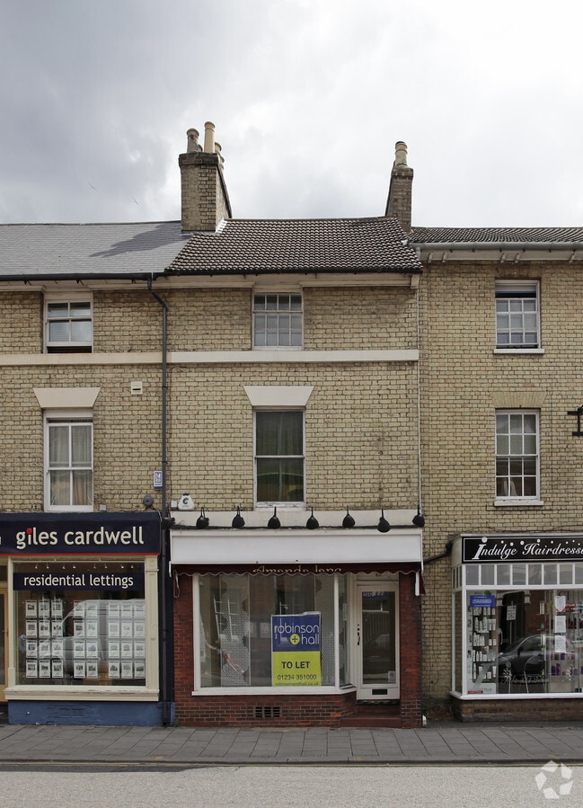 69 Harpur St, Bedford, MK40 2SR