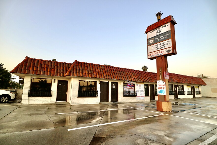 15865 Gale Ave, Hacienda Heights, CA for lease - Primary Photo - Image 1 of 5