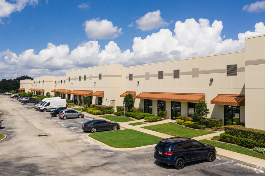 5707 Dot Com Ct, Oviedo, FL for lease - Building Photo - Image 3 of 5