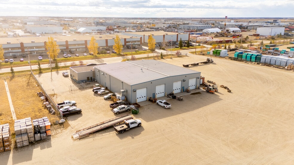 3902 75th Ave, Leduc, AB for sale - Building Photo - Image 2 of 17