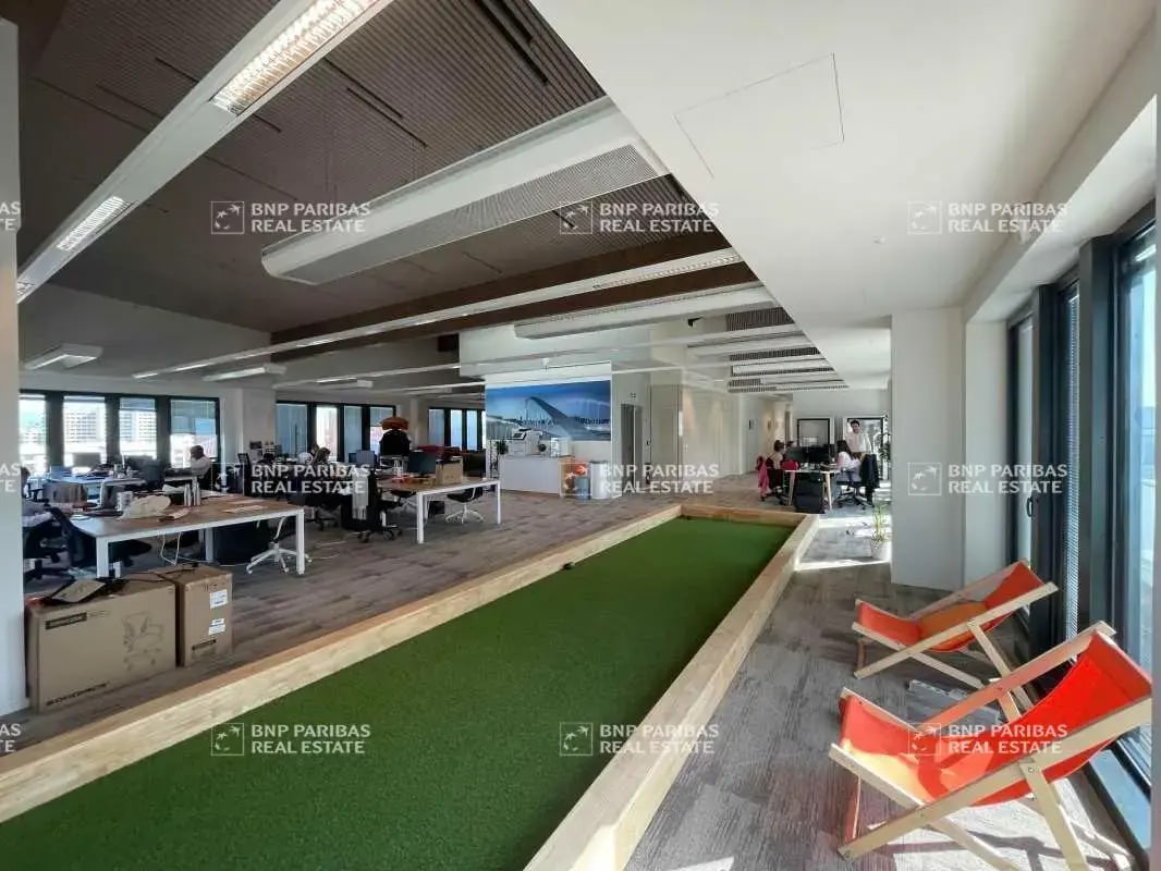 Office in Lyon for lease Interior Photo- Image 1 of 26