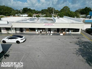 5624 Swift Rd, Sarasota, FL for lease Interior Photo- Image 1 of 2