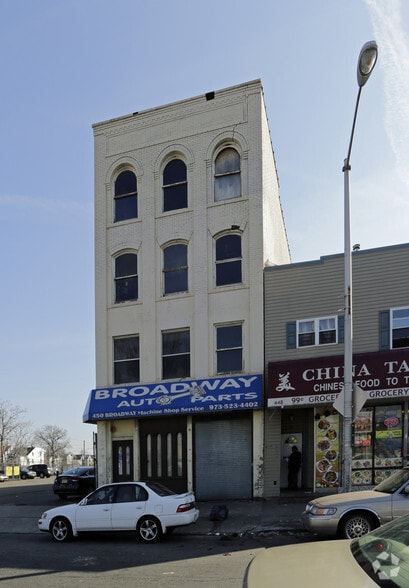 450-458 Broadway, Paterson, NJ for sale - Building Photo - Image 2 of 3
