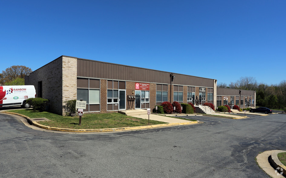 4574-4598 Beech Rd, Temple Hills, MD for lease - Primary Photo - Image 1 of 15