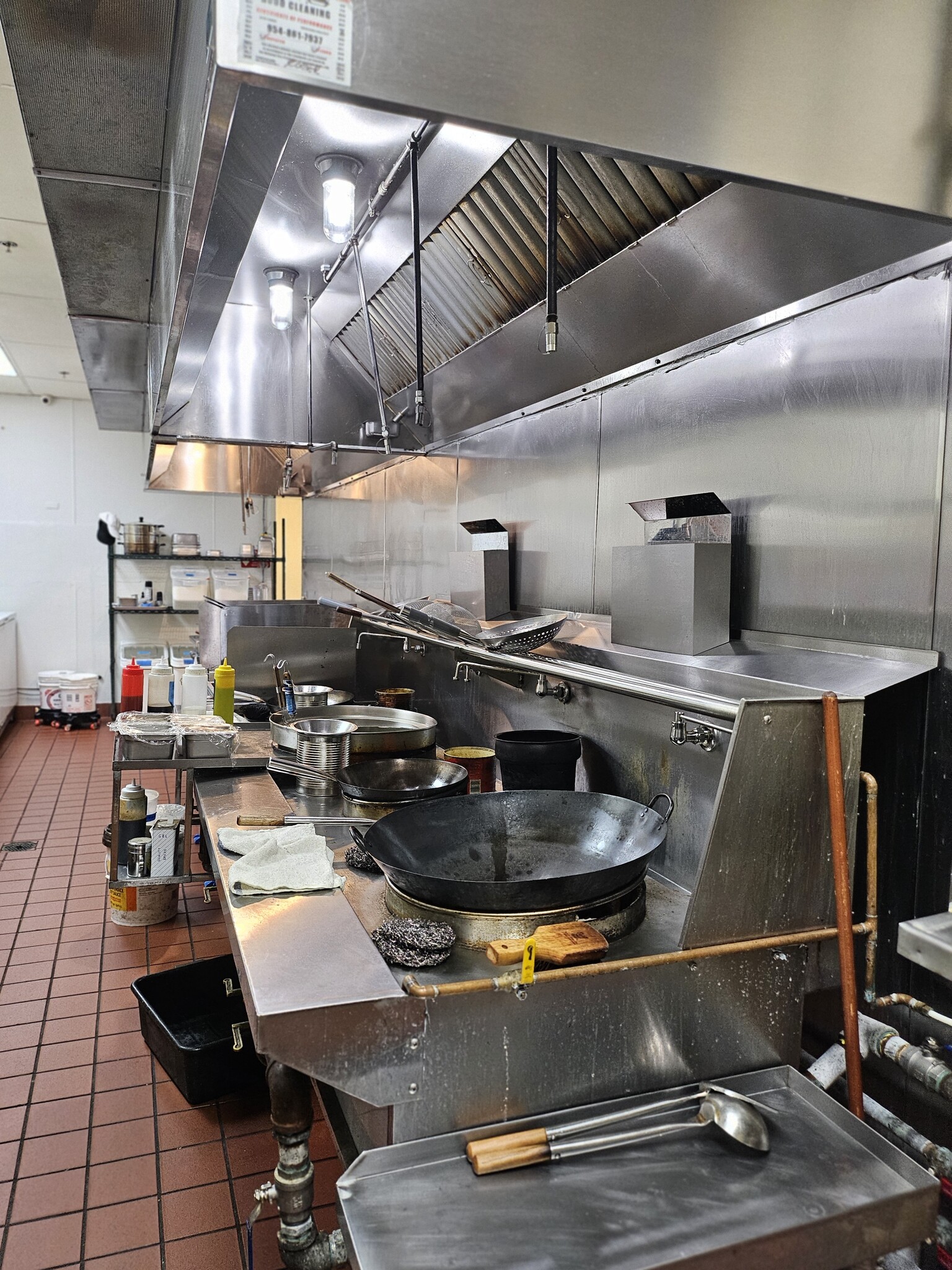 5463 Lyons Rd, Coconut Creek, FL for lease Interior Photo- Image 1 of 3