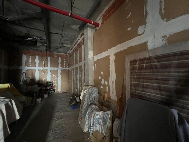 Retail in Llíria, Valencia for sale - Building Photo - Image 3 of 6