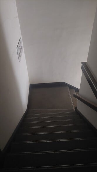 2-4 E Main St, Watertown, WI for lease - Building Photo - Image 3 of 7