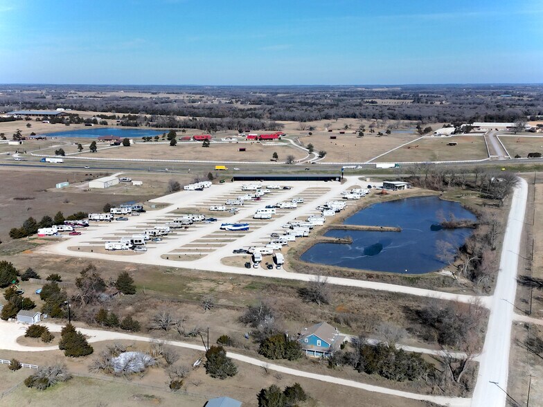 59 Club Lake Rd, Whitesboro, TX 76273 Mobile Home Park 85 lots & 40