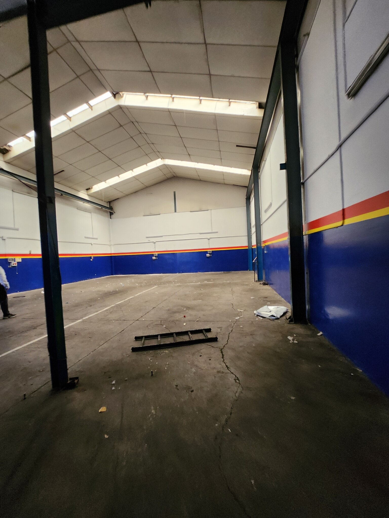 Industrial in Sant Andreu de la Barca, Barcelona for lease Interior Photo- Image 1 of 3