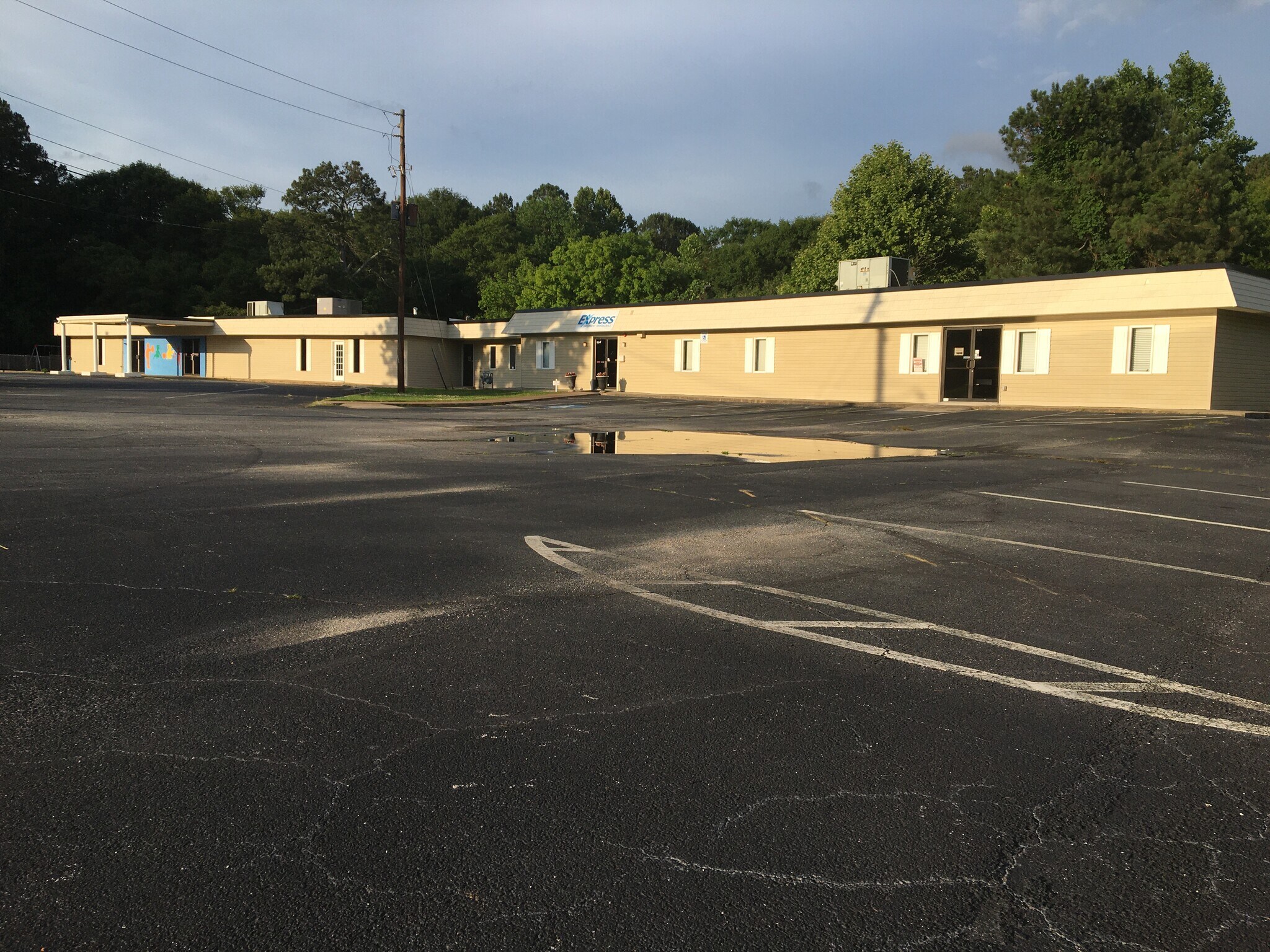 123 Columbia Dr, Carrollton, GA for sale Building Photo- Image 1 of 1