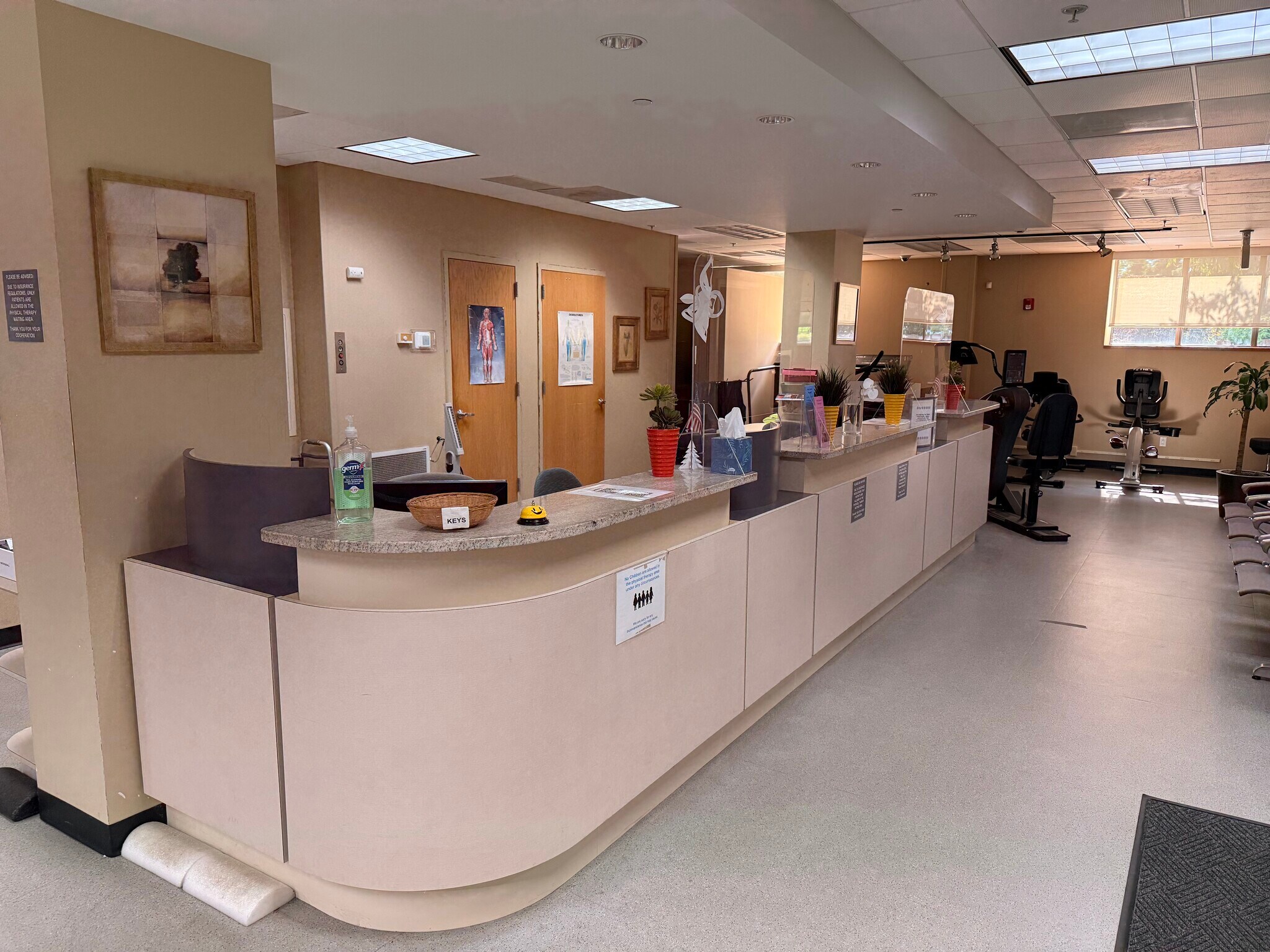 1350 Rt 23, Wayne, NJ for lease Interior Photo- Image 1 of 4