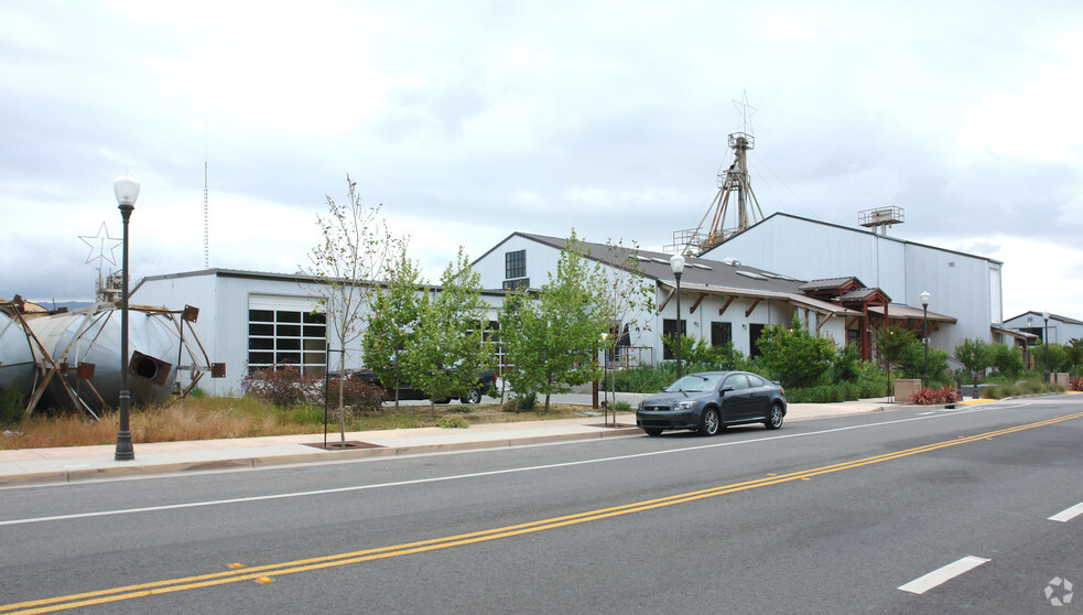 17500 Depot St, Morgan Hill, CA for lease - Building Photo - Image 3 of 9