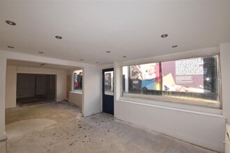 2-4 Balderton Gate, Newark for lease Interior Photo- Image 1 of 3
