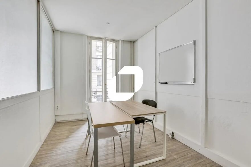19 Bis Boulevard Delessert, Paris for lease - Interior Photo - Image 3 of 18