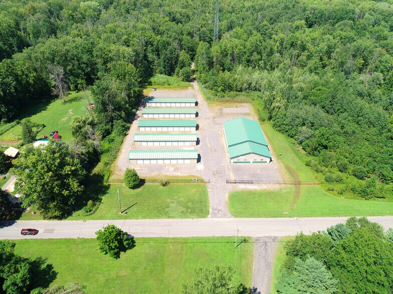 648 Fitch St, Oneida, NY for sale - Building Photo - Image 1 of 1