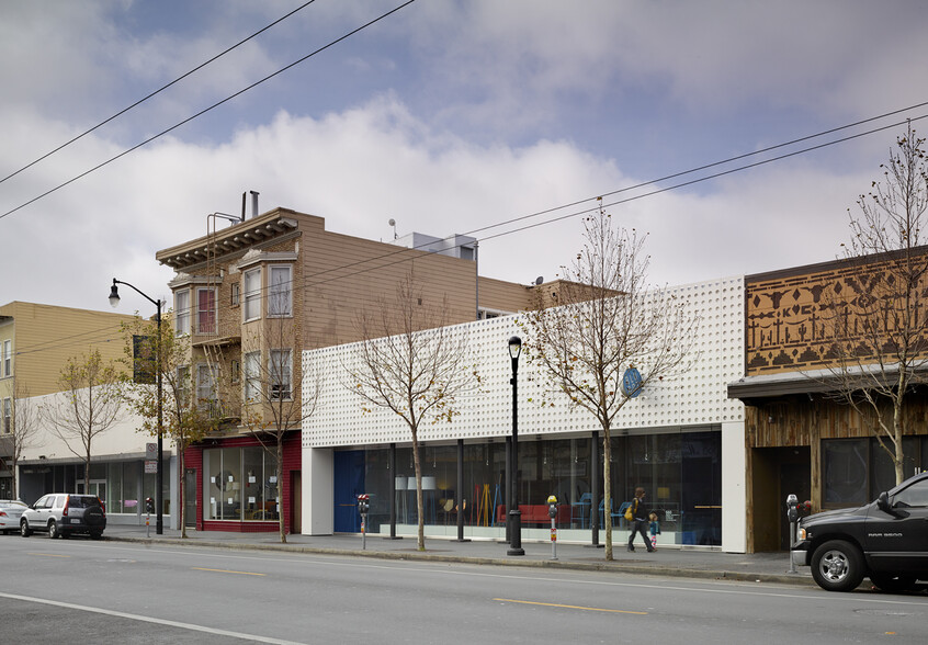 560 Valencia St, San Francisco, CA for lease - Building Photo - Image 3 of 8