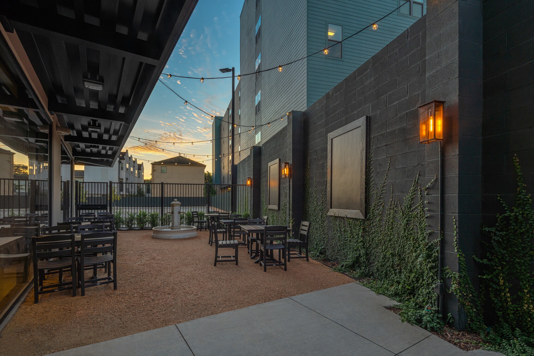 190 TC Jester Blvd, Houston, TX 77007 ArchCon Corporation