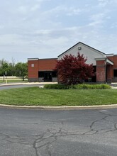 3 Professional Dr, Alton, IL for lease Building Photo- Image 1 of 16