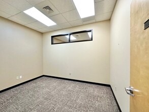 1605 Adler Cir, Portage, IN for lease Interior Photo- Image 2 of 11