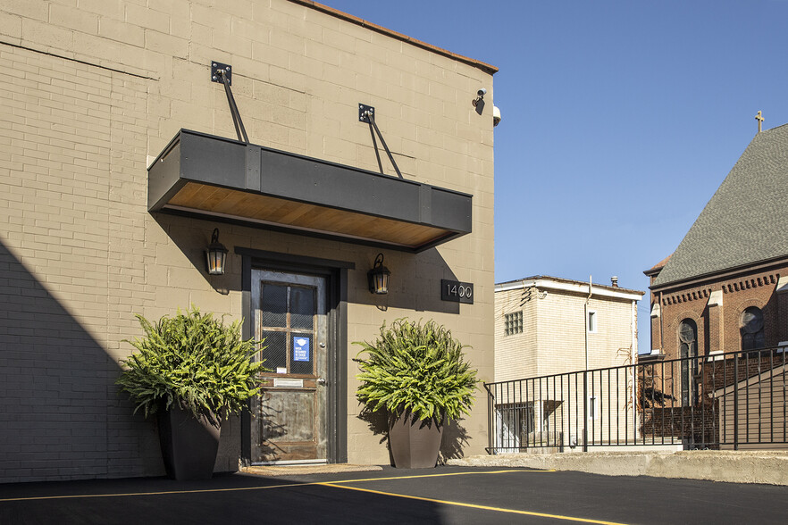 1400 Breed St, Pittsburgh, PA for lease - Primary Photo - Image 1 of 9